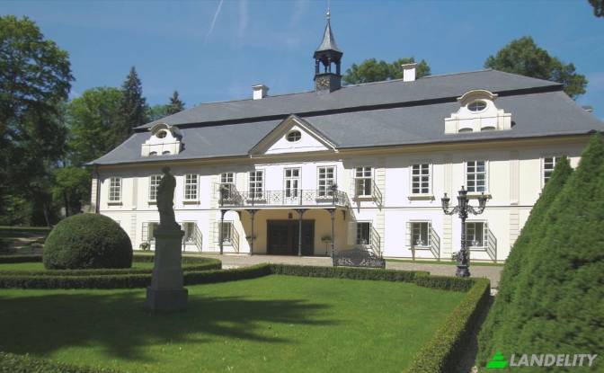 Casa unifamiliare in vendita - Neveklov, Czechia