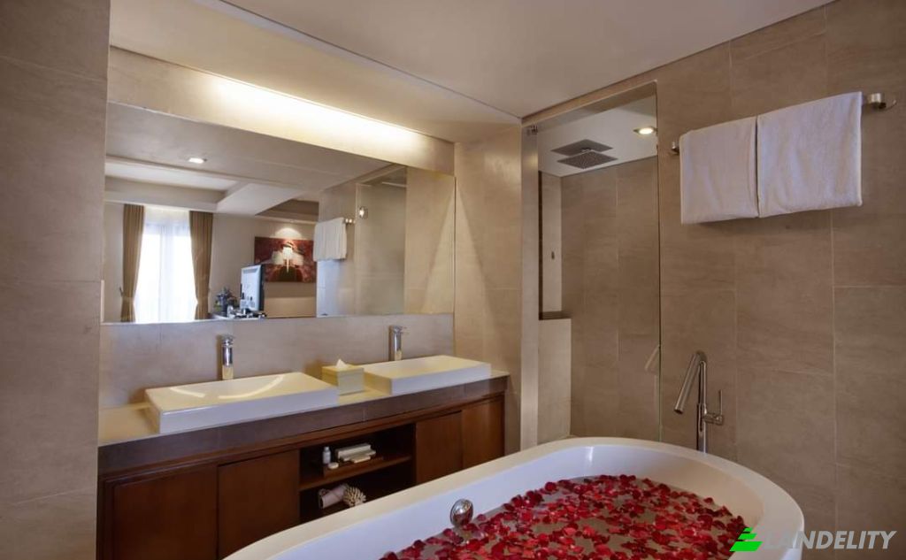 Single Family Home for Sale Jl Sunset Road, Seminyak, Kec Kuta, Kabupaten Badung, Bali 80361, Kuta, Badung Regency, Bali, Indonesia. Photo 12