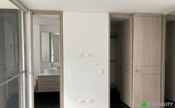 Apartment for Sale Cl Sur, El Poblado, Medellin. Photo#13 Apartment for Sale Cl Sur, El Poblado, Medellin. Photo#13