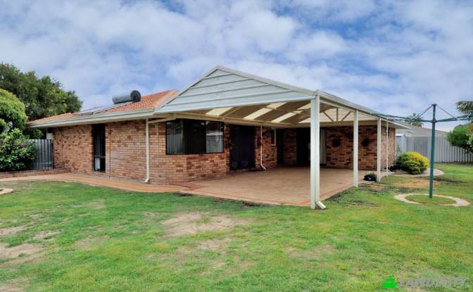 Односімейний будинок продаж Arctic Cl, Waikiki WA. Фото#9