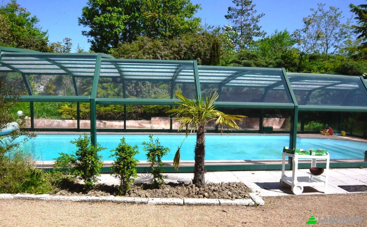Mansion for Sale 28 Av de Villefranche, 31460 Caraman, Caraman, Haute-Garonne, Occitanie, France. Photo 2