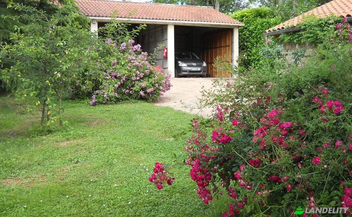 Mansion for Sale 28 Av de Villefranche, 31460 Caraman, Caraman, Haute-Garonne, Occitanie, France. Photo 13