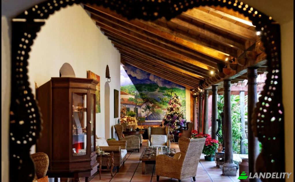 Land/Lot for Sale Calle Poniente next to Policia Nacional Civil, Suchitoto, Cuscatlan Department, El Salvador. Photo 5