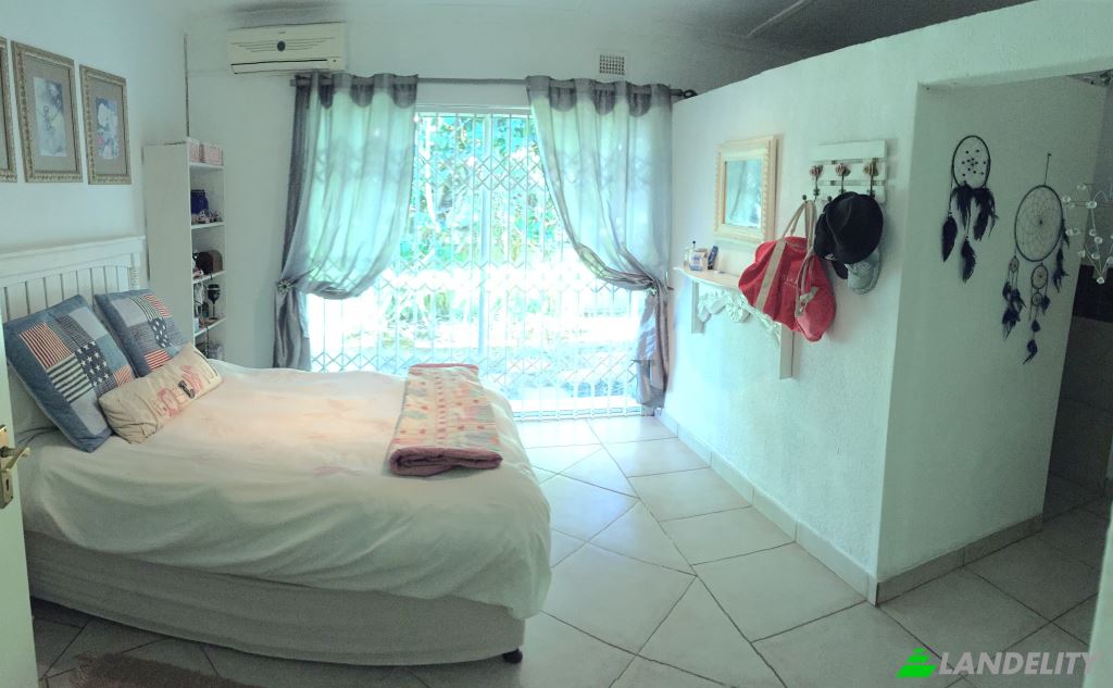 Single Family Home for Sale Ridge Rd, Bazley Beach, Ugu District Municipality, KwaZulu-Natal, South Africa. Photo 8