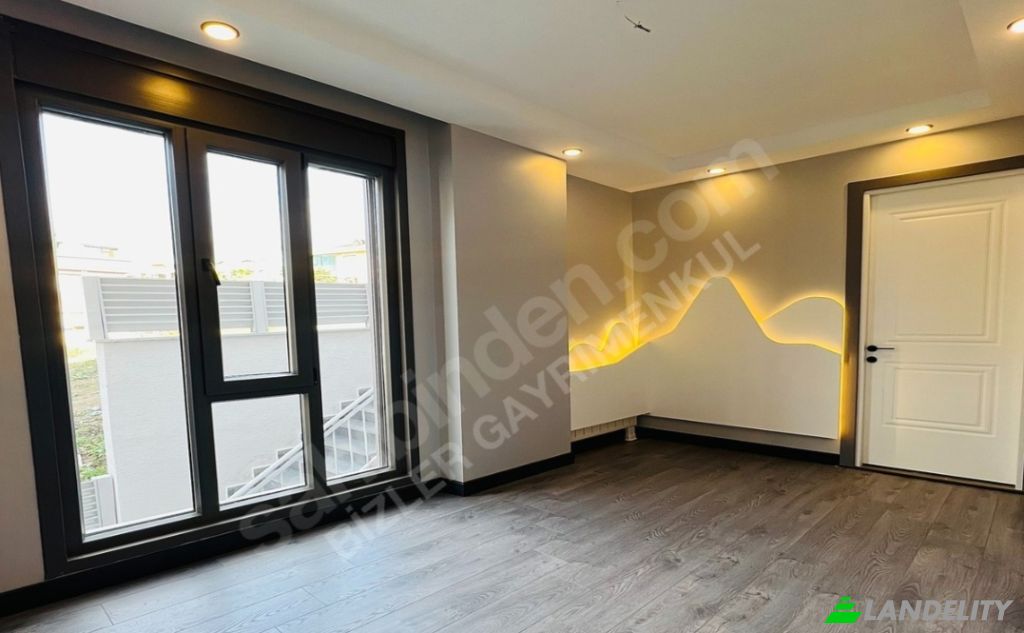 Single Family Home for Sale Fatih, Canakkale Sehitleri Cd, 34500 Buyukcekmece Istanbul, Buyukcekmece, Istanbul, Turkiye. Photo 17