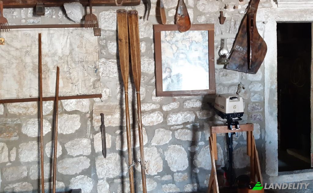 Single Family Home for Sale Jadranska magistrala, Prcanj, Kotor Municipality, Montenegro. Photo 9