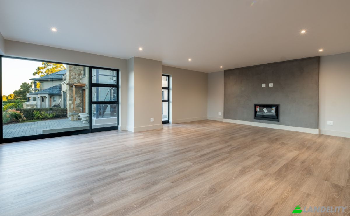 Single Family Home for Sale Buchu Close, George, Garden Route District Municipality, Western Cape, South Africa. Photo 11