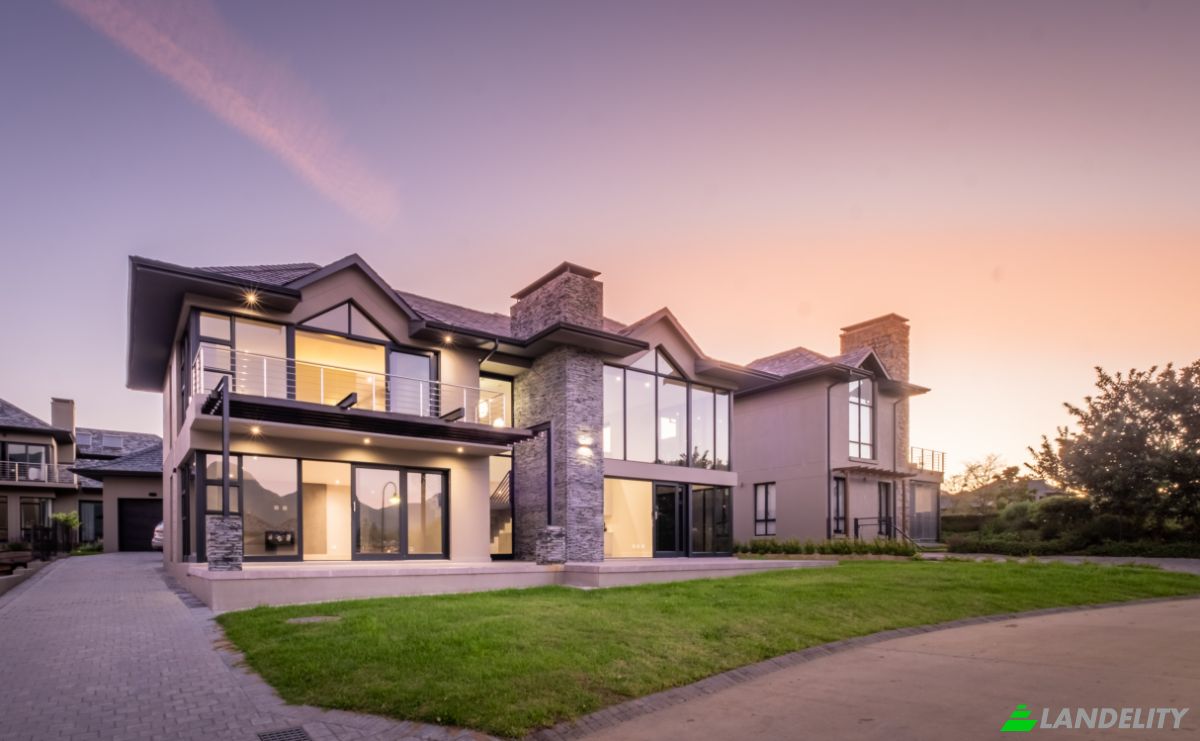 Single Family Home for Sale Buchu Close, George, Garden Route District Municipality, Western Cape, South Africa. Photo 2