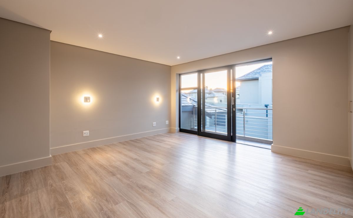 Single Family Home for Sale Buchu Close, George, Garden Route District Municipality, Western Cape, South Africa. Photo 24