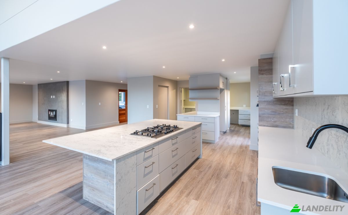 Single Family Home for Sale Buchu Close, George, Garden Route District Municipality, Western Cape, South Africa. Photo 4