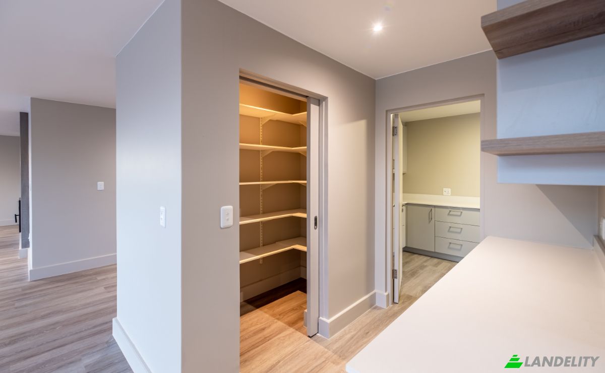 Single Family Home for Sale Buchu Close, George, Garden Route District Municipality, Western Cape, South Africa. Photo 6