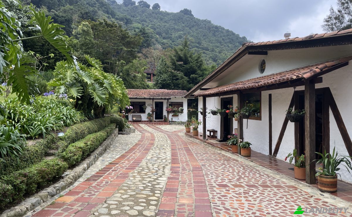 Single Family Home for Sale Dapa Clle de las antenas, Yumbo, Valle del Cauca, Colombia. Photo 18