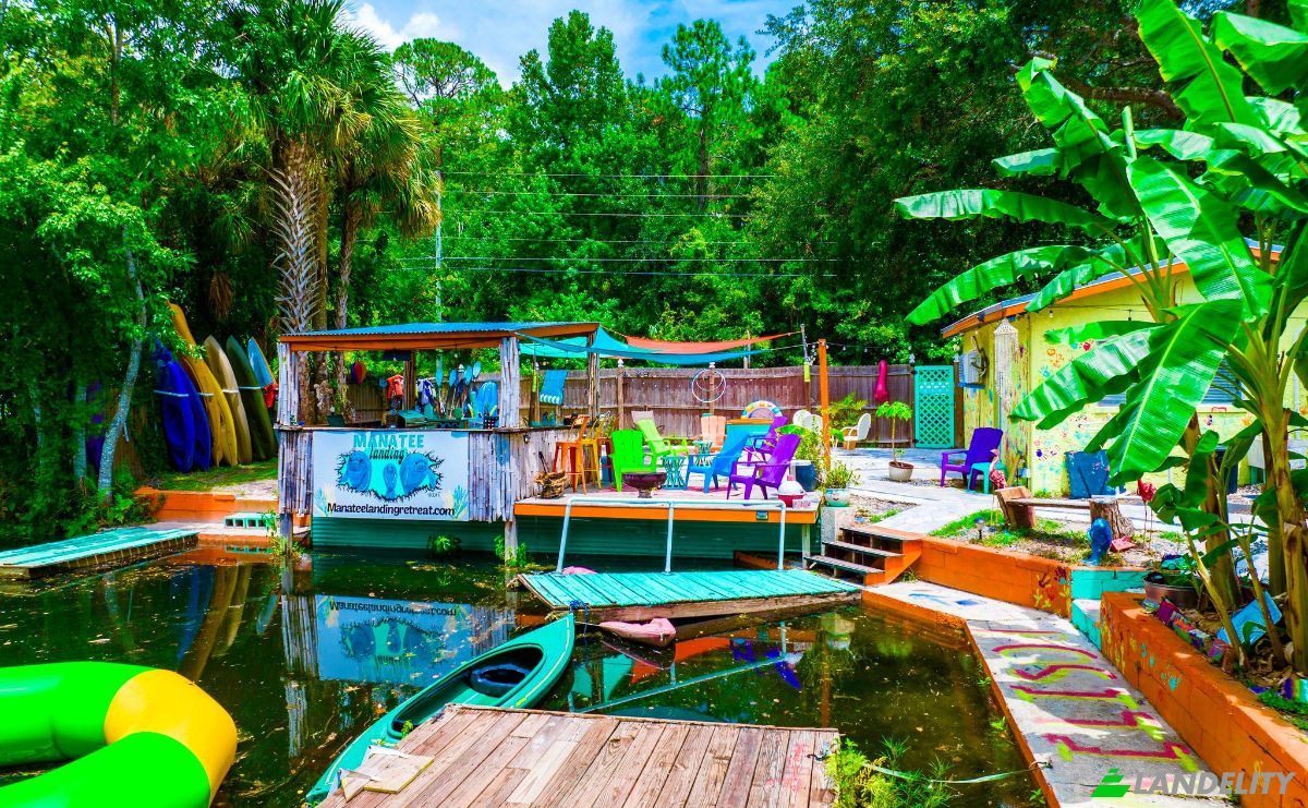 Single Family Home for Sale Shoal Line Blvd, Spring Hill, FL 34607, USA, Weeki Wachee Gardens, Hernando County, Florida, United States. Photo 1