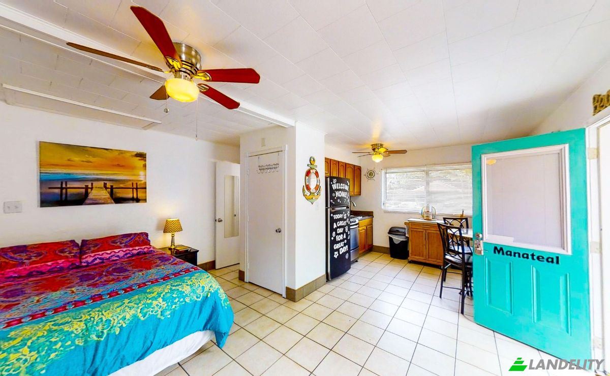 Single Family Home for Sale Shoal Line Blvd, Spring Hill, FL 34607, USA, Weeki Wachee Gardens, Hernando County, Florida, United States. Photo 6