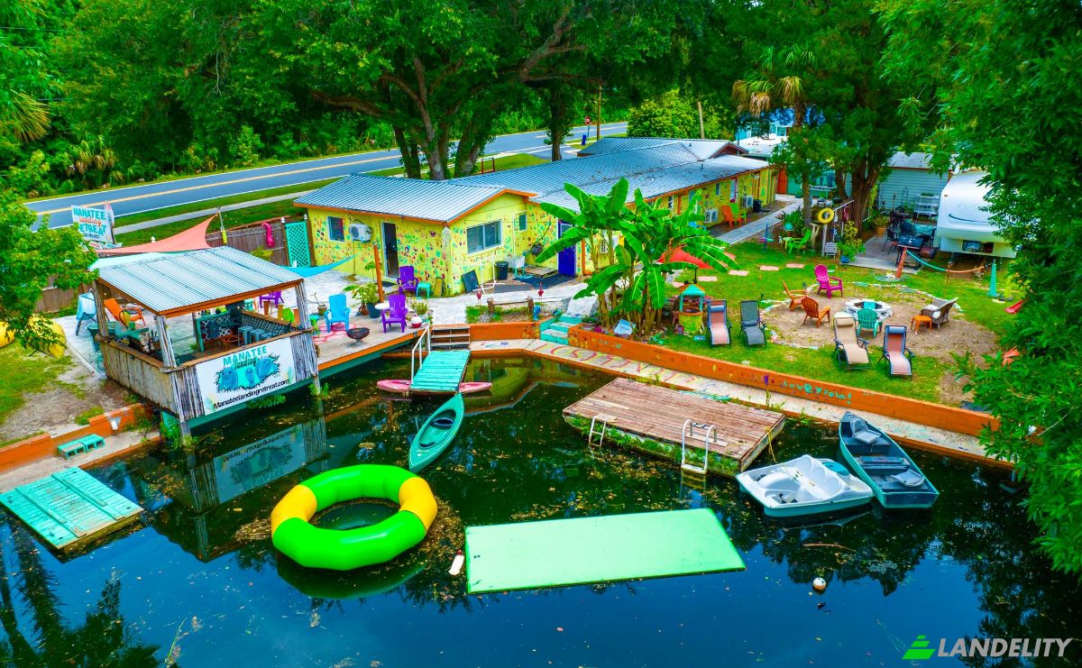 Single Family Home for Sale Shoal Line Blvd, Spring Hill, FL 34607, USA, Weeki Wachee Gardens, Hernando County, Florida, United States. Photo 5