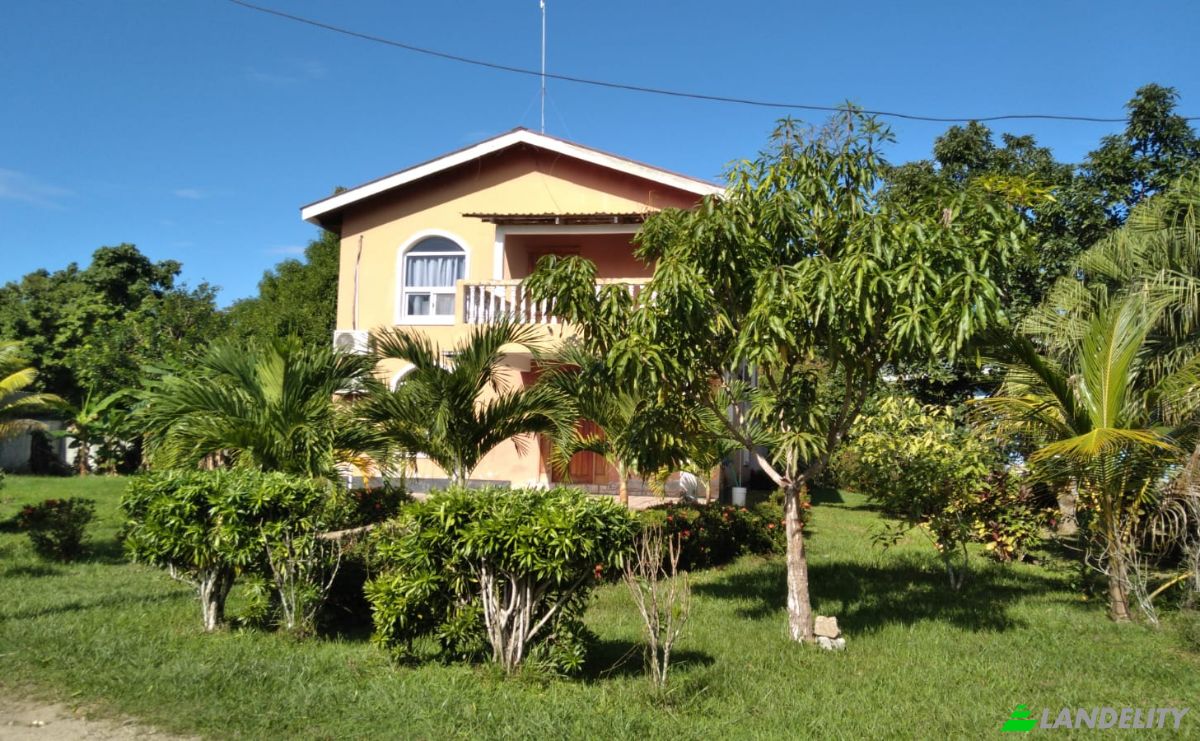 Single Family Home for Sale Balfate, Colon Department, Honduras. Photo 5