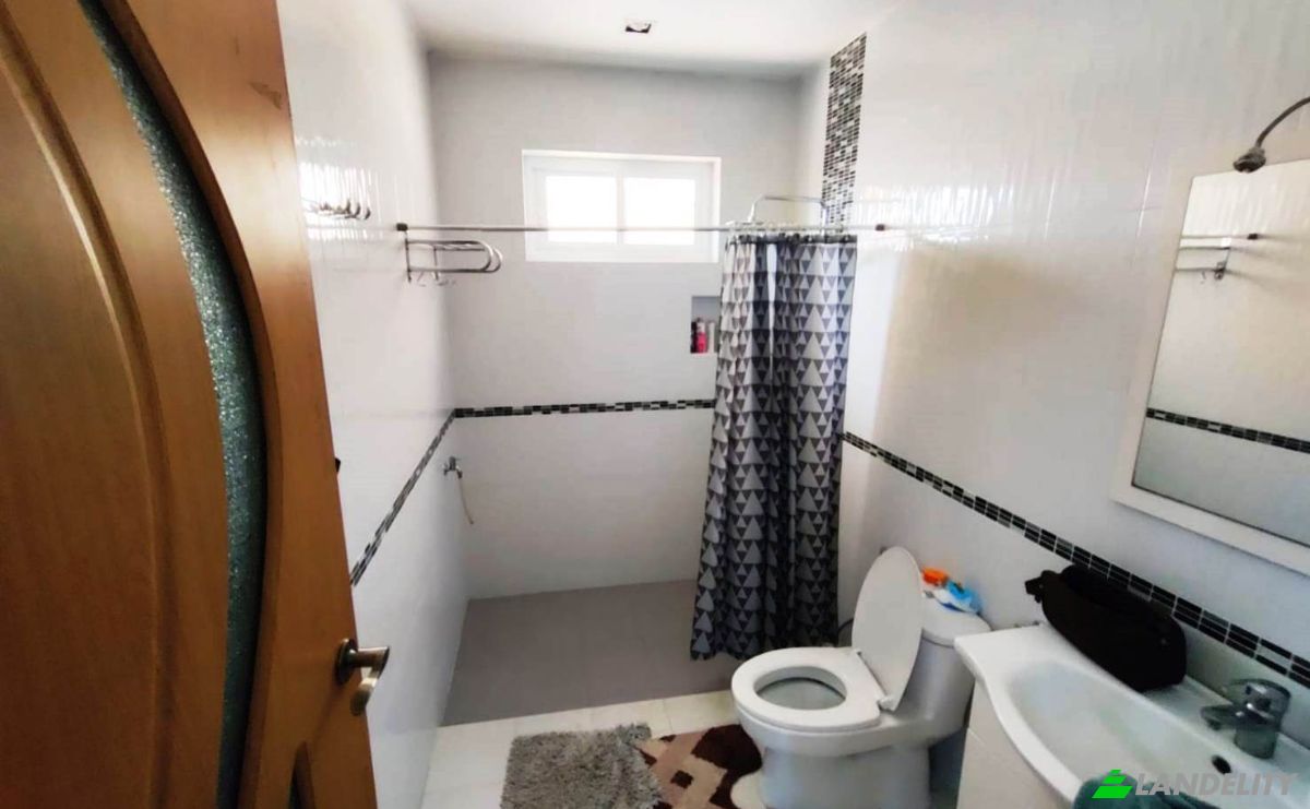 Single Family Home for Sale Ban Yang, Mueang Buri Ram District, Buri Ram, Thailand, Buri Ram 31000. Photo 7