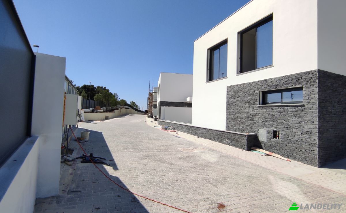 Single Family Home for Sale Humberto Delgado, Alcabideche, Cascais, Lisbon, Portugal. Photo 20