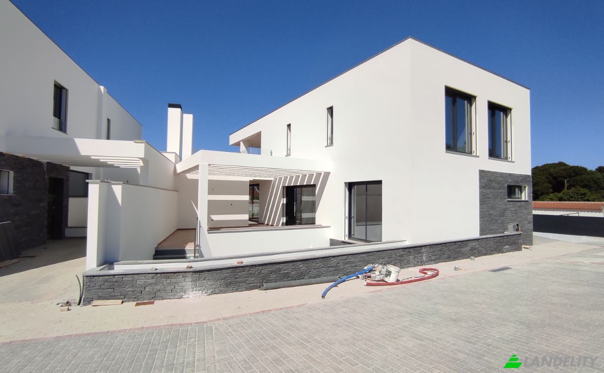 Single Family Home for Sale Humberto Delgado, Alcabideche, Cascais, Lisbon, Portugal. Photo 23