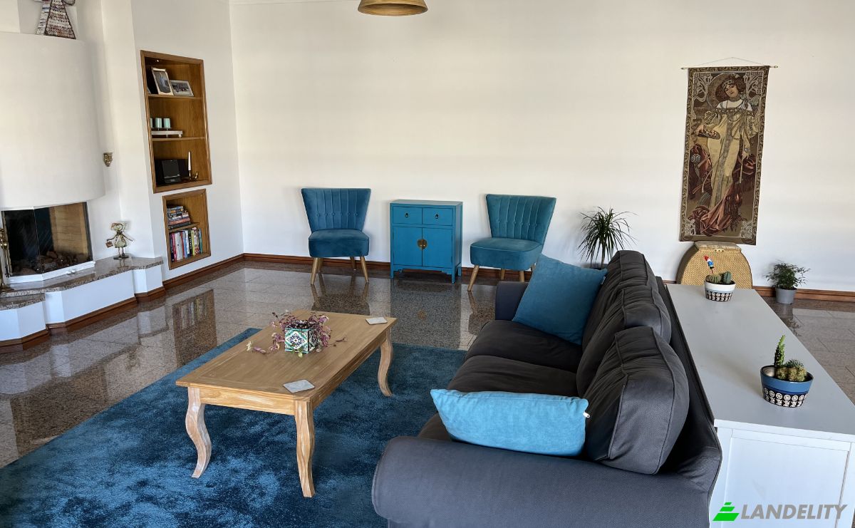 Apartment for Sale Av da Beira-Mar, Vila Nova de Gaia, Porto District, Portugal. Photo 7