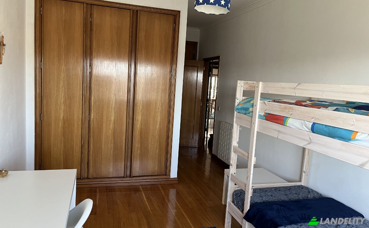 Apartment for Sale Av da Beira-Mar, Vila Nova de Gaia, Porto District, Portugal. Photo 12