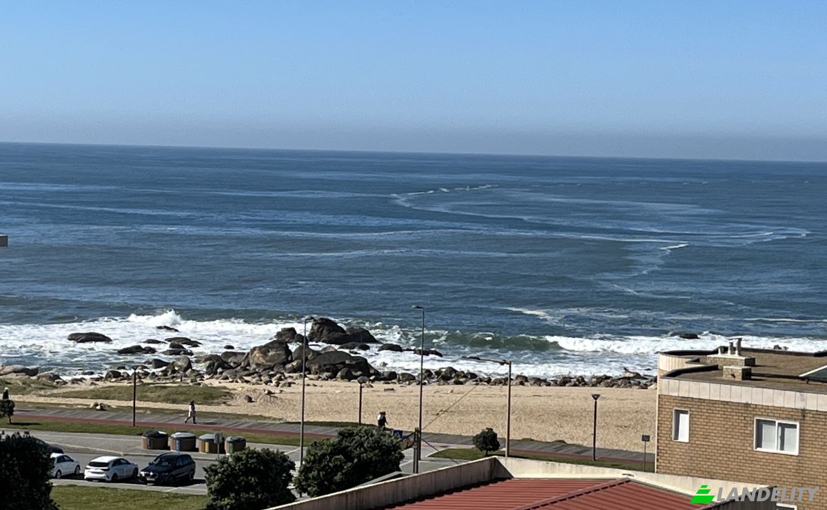 Apartment for Sale Av da Beira-Mar, Vila Nova de Gaia, Porto District, Portugal. Photo 17