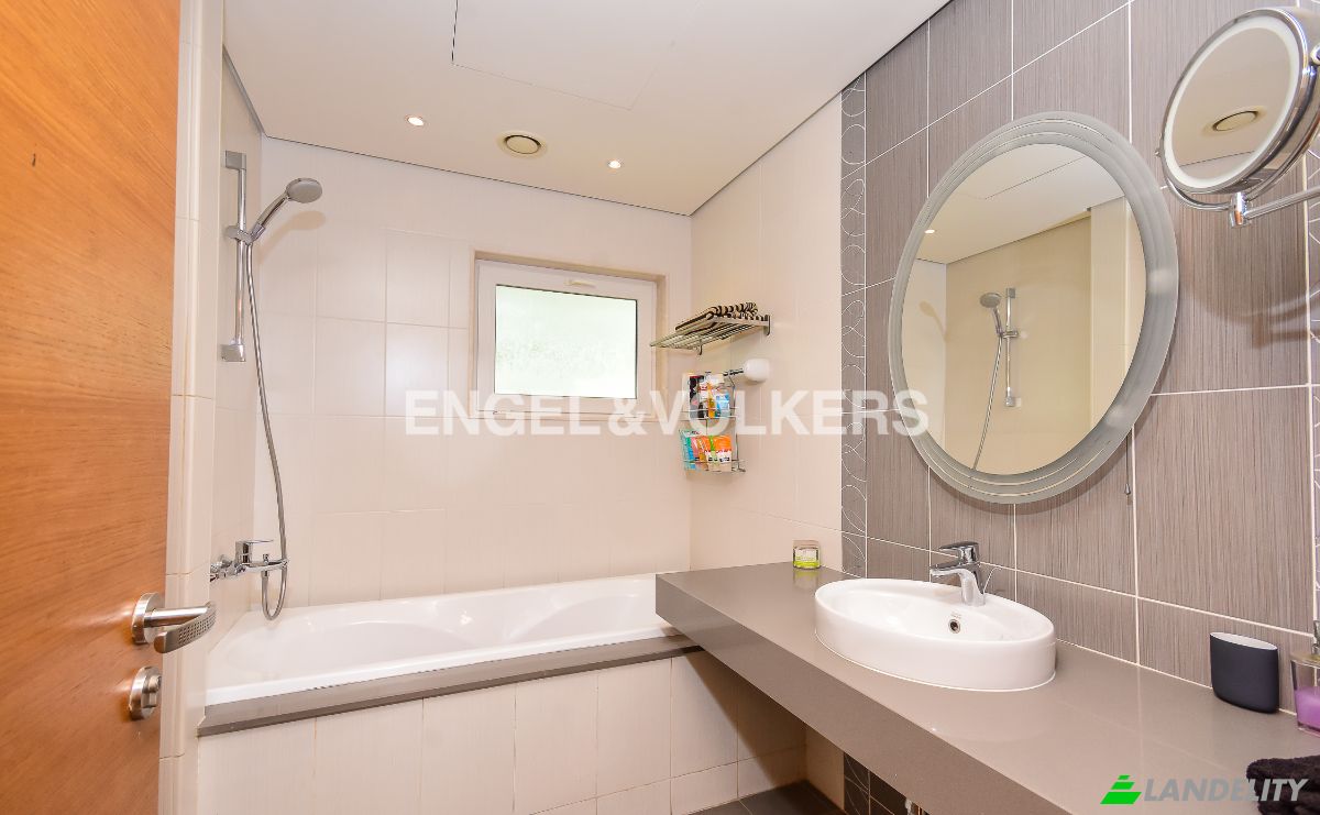 Single Family Home for Sale Dubai, Jebel Ali Village, United Arab Emirates, Al Furjan. Photo 5