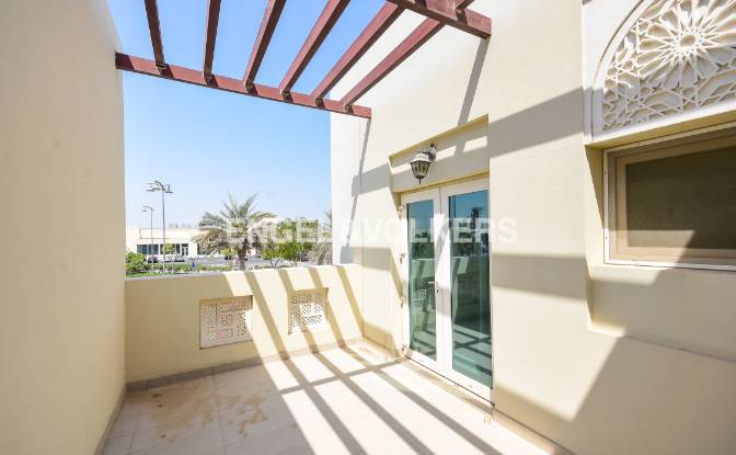 Single Family Home for Sale Dubai. Photo#7