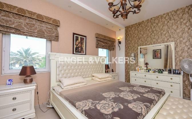 Single Family Home for Sale Dubai. Photo#9