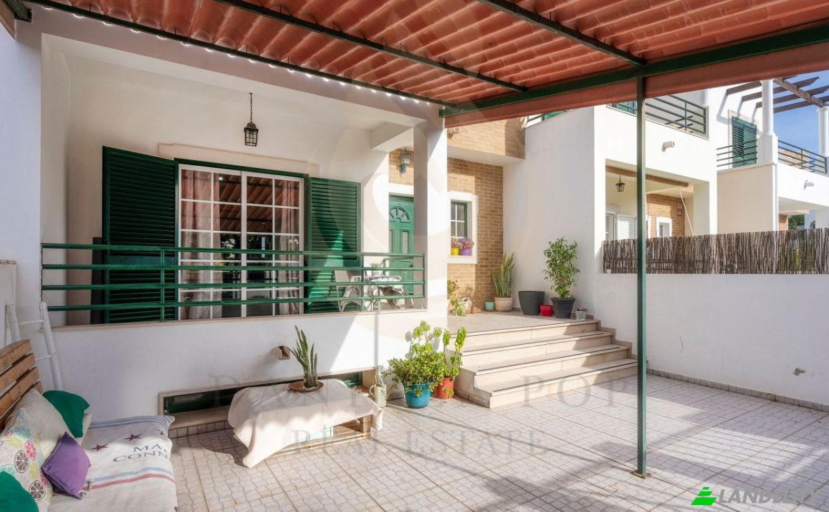 Single Family Home for Sale Rua Francisco Lazaro, Olhao, Faro District, Portugal. Photo 4