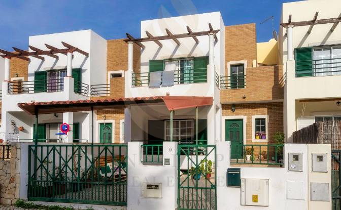 Single Family Home for Sale Rua Francisco Lazaro. Photo#5 Single Family Home for Sale Rua Francisco Lazaro. Photo#5