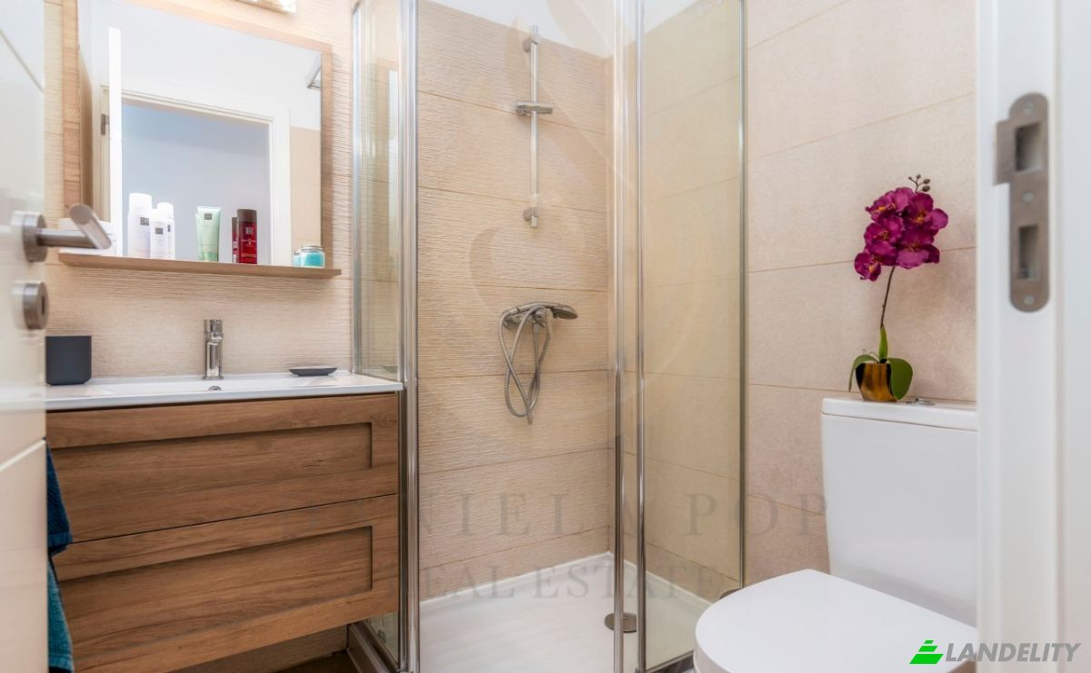 Apartment for Sale R Frederico Lecor, Faro, Faro District, Portugal. Photo 2