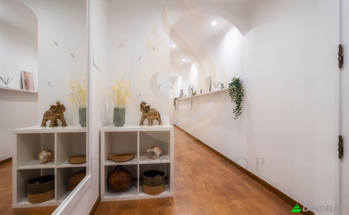 Apartment for Sale R Frederico Lecor, Faro, Faro District, Portugal. Photo 5